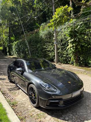 PORSCHE PANAMERA 2.9 V6 E-HYBRID 4 PDK PORSCHE PANAMERA 2.9 V6 E-HYBRID 4 PDK
